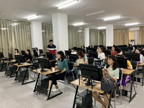 服務(wù)于計算機輔助翻譯的英漢科技術(shù)語自動抽取研究學術(shù)講座